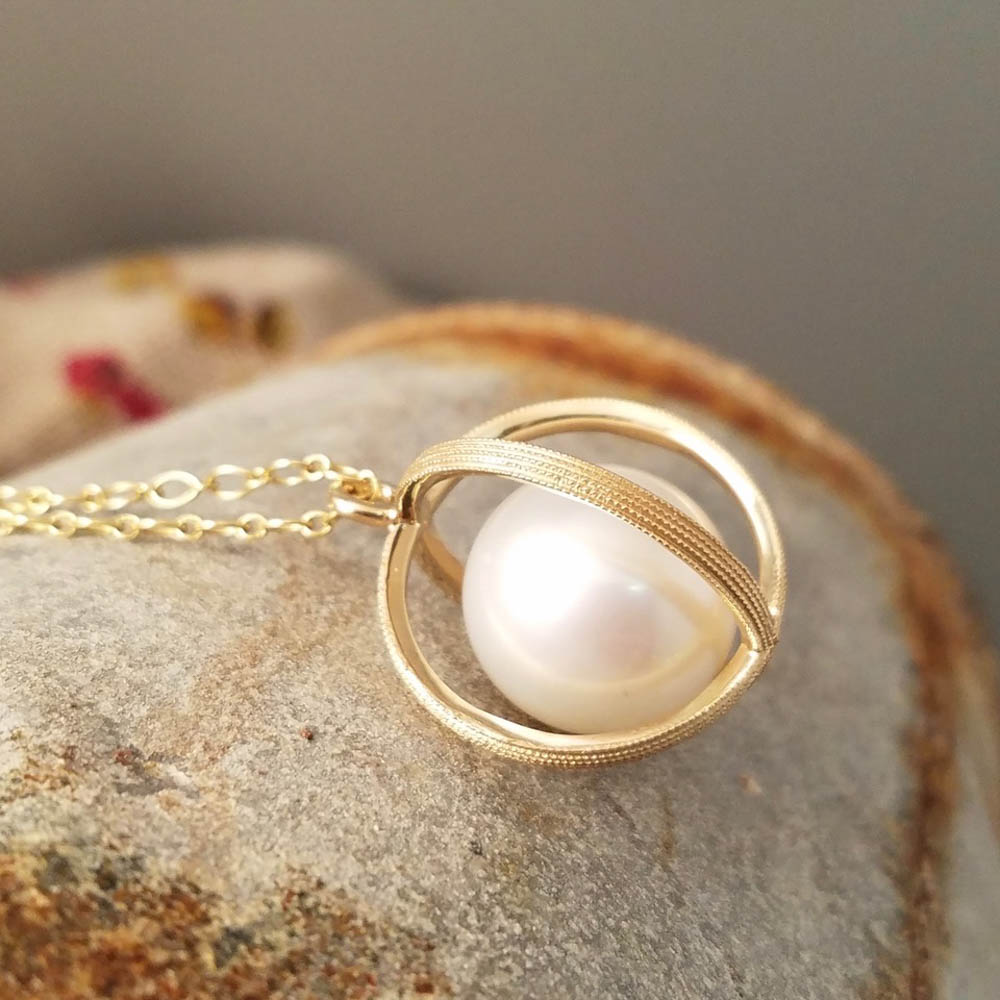 14k Yellow Gold Pearl Cage Necklace